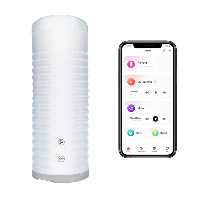 Masturbateur connecté de couleur blanche vu de face sur fond neutre
