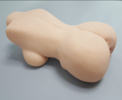 Vaginette Buste et Fessier - Valentina