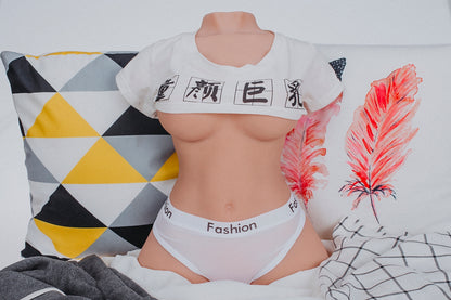 Sex Doll Buste et Fessier - Amandine